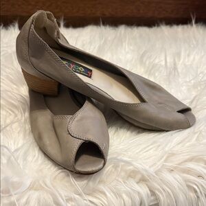 Chic Grey Leather Women's Peep Toe Shoes